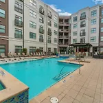 Cs 3206 Elegant 2Br , Pool, Gym, Parking