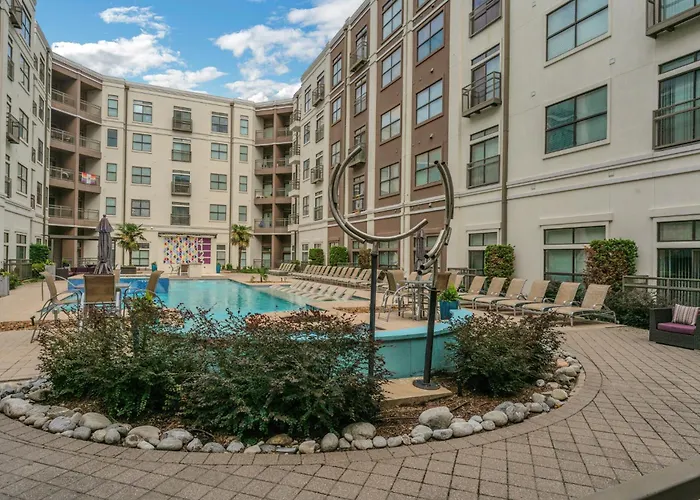 Cs 3206 Elegant 2Br , Pool, Gym, Parking